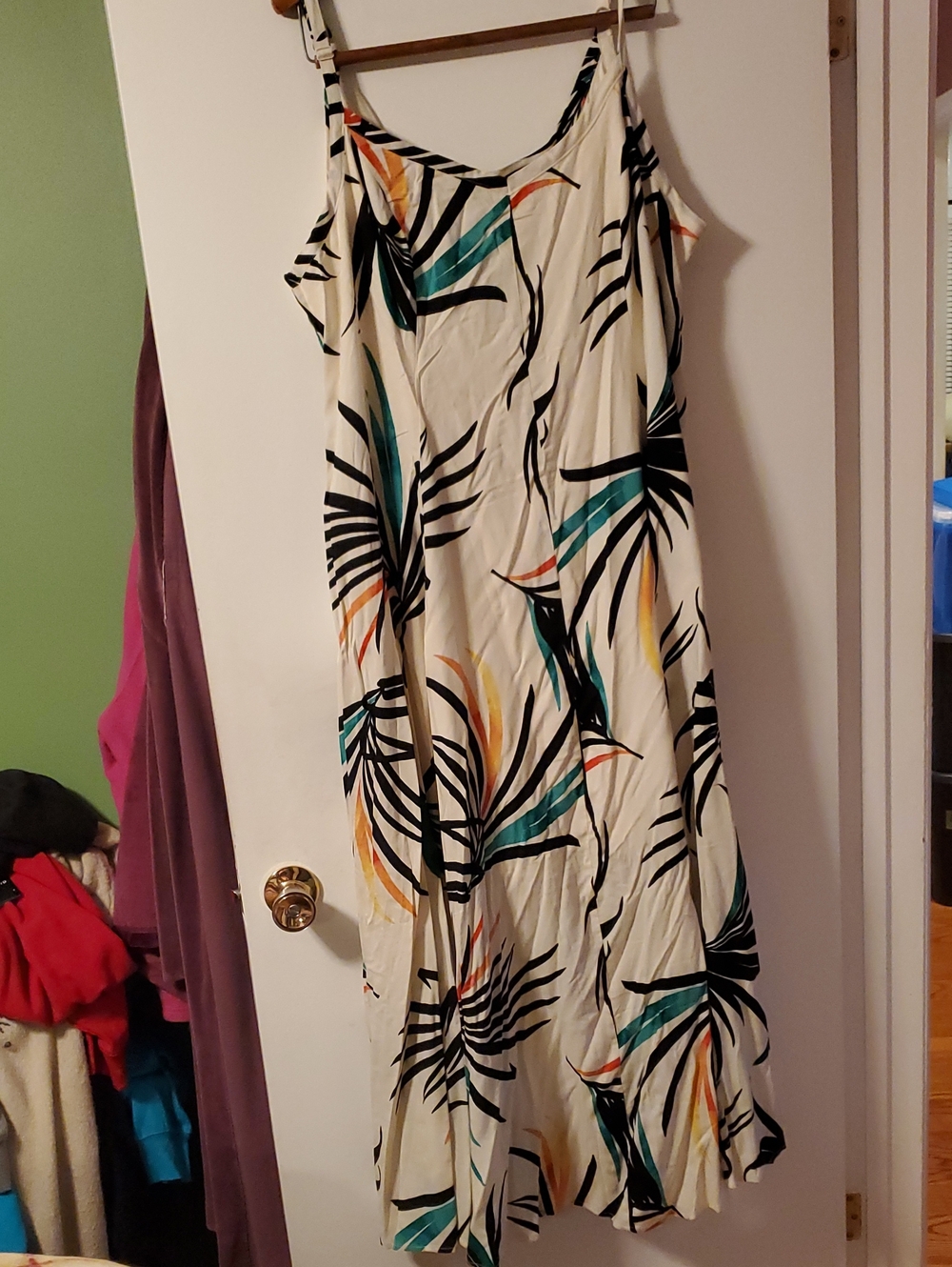NWT Torrid size 1x Cream Tropical Print Slip Maxi Dress with Teal & Black Leaves